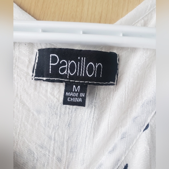 Papillon Floral Sleeveless White Dress - Picture 2 of 8